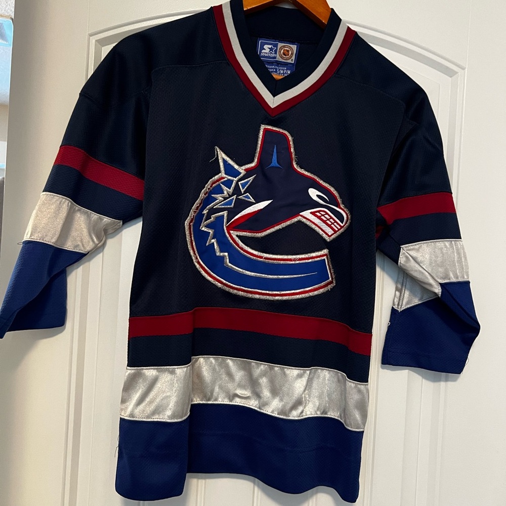 Kids vintage Canucks Hockey Jersey